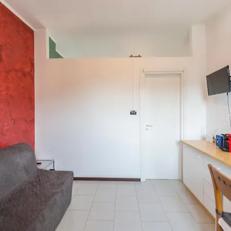 Fegi - Citta Studi, Besta, Politecnico Apartment