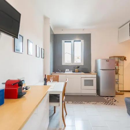 Apartment Fegi - Citta Studi, Besta, Politecnico *