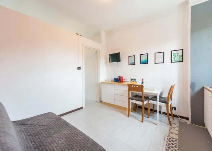 Fegi - Citta Studi, Besta, Politecnico, Istituto Dei Tumori Apartamento