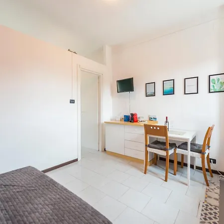 Fegi - Citta Studi, Besta, Politecnico Apartamento